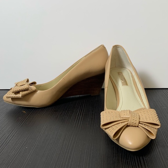 BCBGeneration Wedges with Studded Bow - Picture 2 of 4